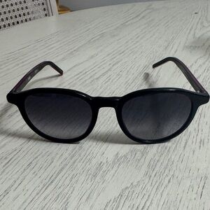 Stylish Black & Pink HUGO BOSS Sunglasses